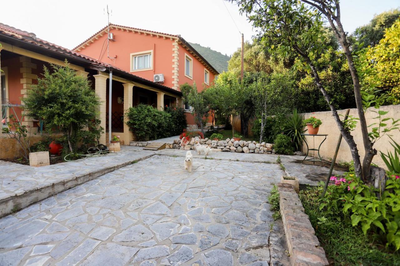 George'S Sweet N' Cozy Maisonette In Ipsos Corfu Ngoại thất bức ảnh