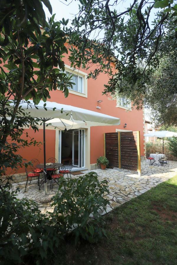 George'S Sweet N' Cozy Maisonette In Ipsos Corfu Ngoại thất bức ảnh