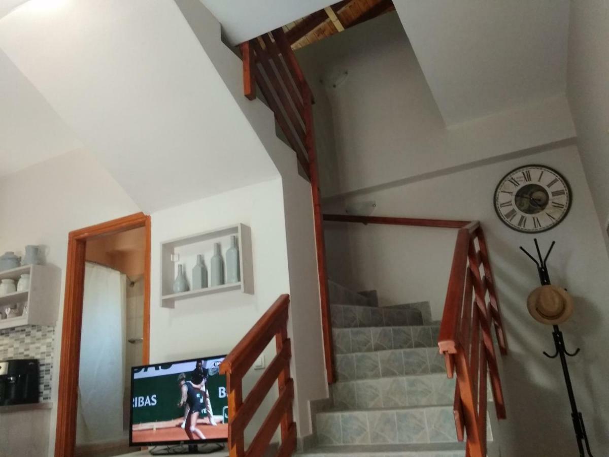 George'S Sweet N' Cozy Maisonette In Ipsos Corfu Ngoại thất bức ảnh