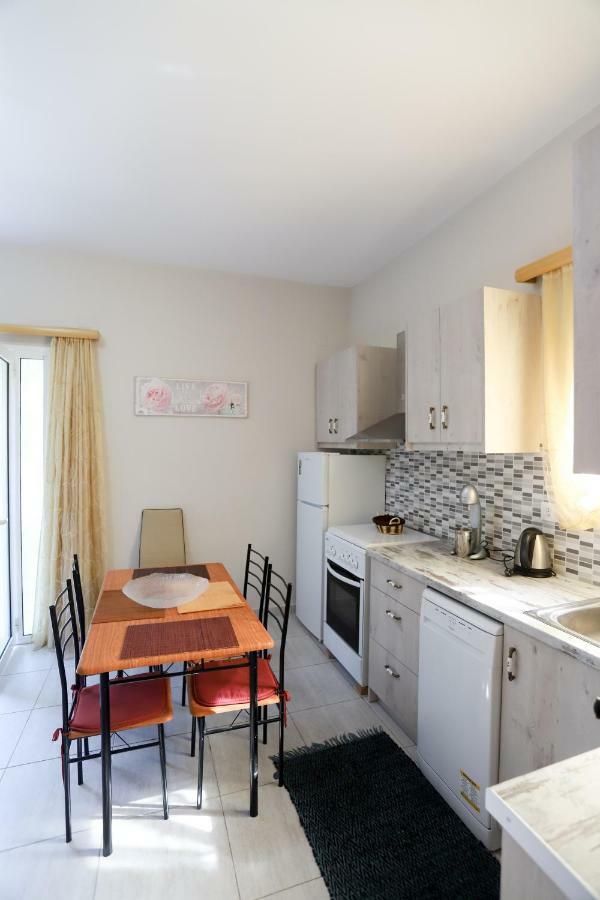 George'S Sweet N' Cozy Maisonette In Ipsos Corfu Ngoại thất bức ảnh