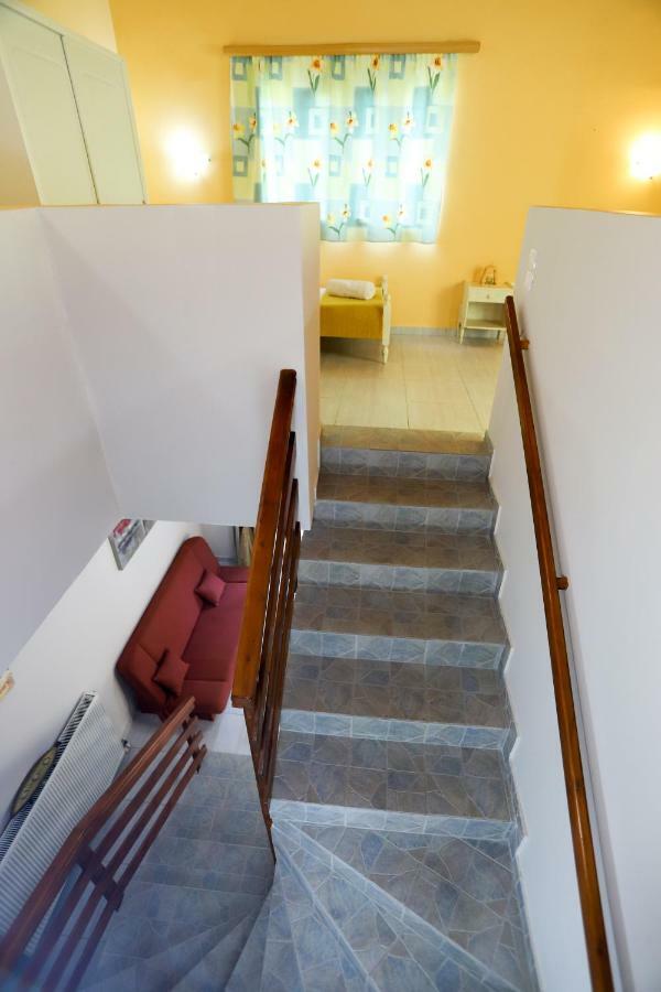 George'S Sweet N' Cozy Maisonette In Ipsos Corfu Ngoại thất bức ảnh